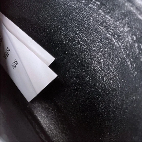 Stella McCartney  Black Card Holder with Gold Star - Picture 8 of 16